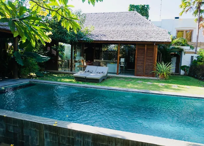 Batik 4* Seminyak (Bali)